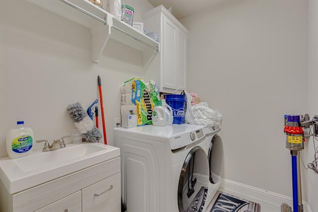 Building Photo - 4505 Ivory Horn Dr