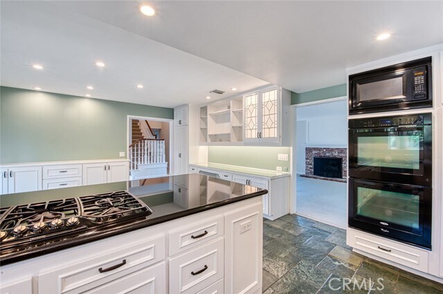 Building Photo - 2641 Alta Vista Dr