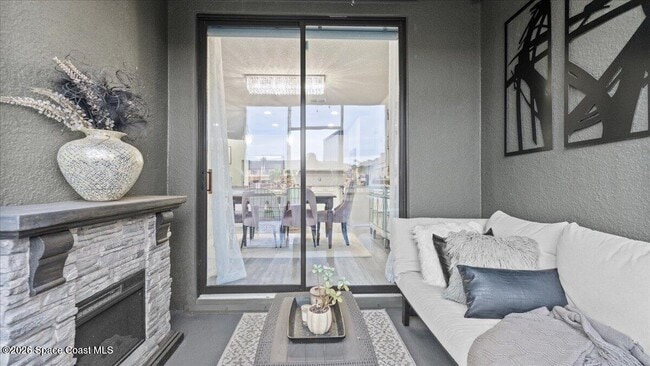 Building Photo - 1320 Lara Cir