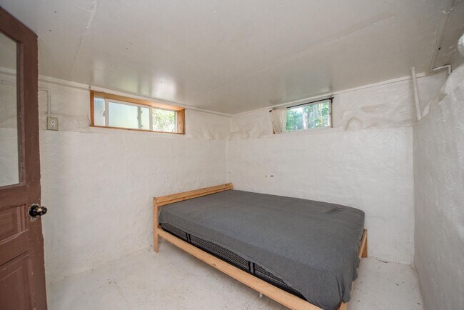 Building Photo - Bring Your Crew. Take the Whole Compound