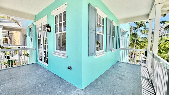 Building Photo - 810 3rd Ave N