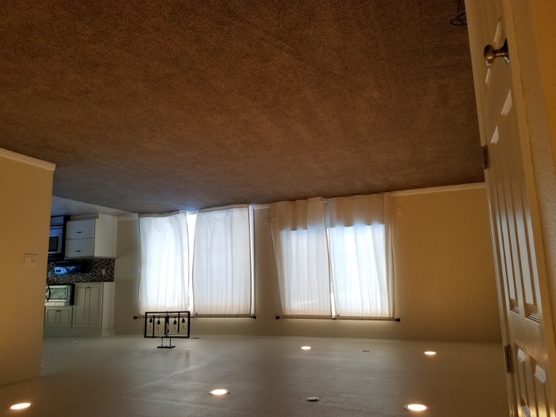 Building Photo - 19965 Pesante Rd