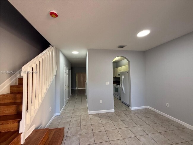 Building Photo - 1690 NE 33rd Ave