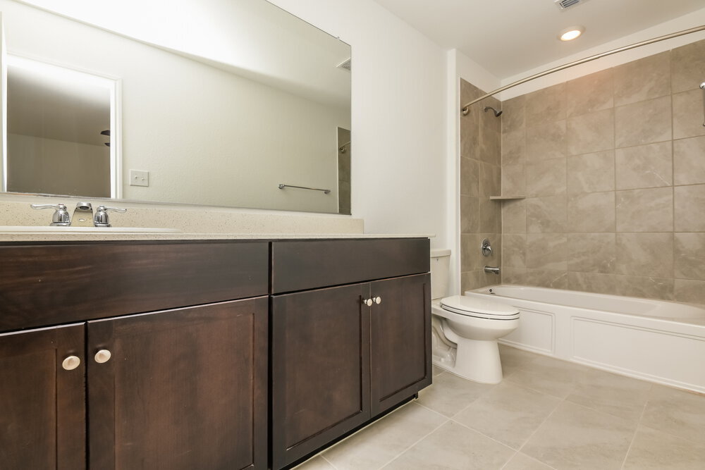 Building Photo - 8629 Mount Evans Ct
