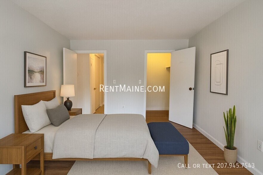 Building Photo - 10 Tall Pines Dr