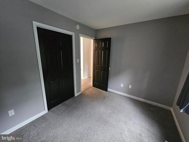 Building Photo - 730 Ox Bow Ln
