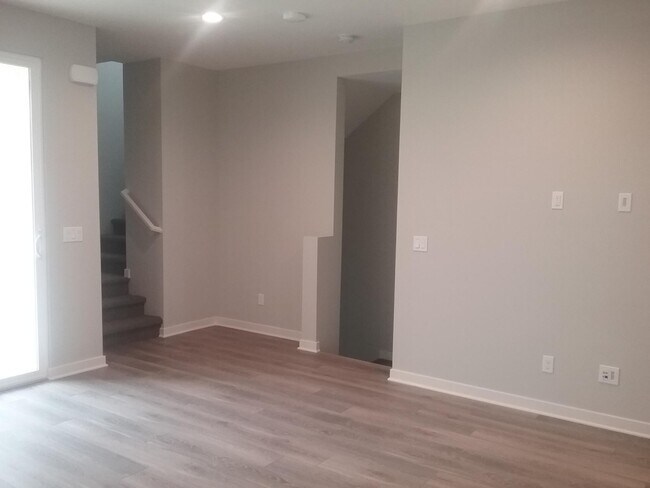 Building Photo - 2137 Stellar Way