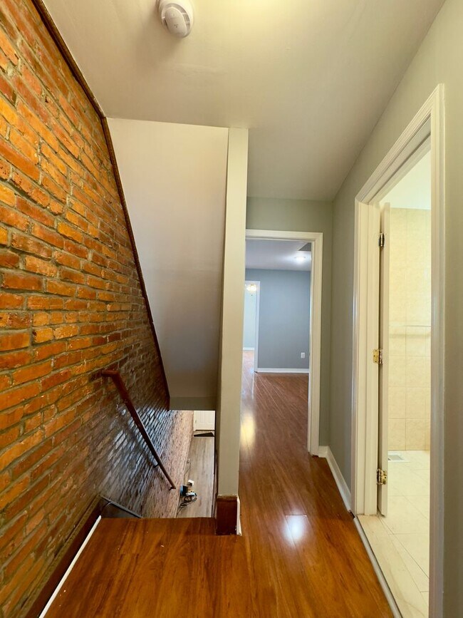 Building Photo - Charming 3 Bedroom/2.5 Bathroom Townhome in Greektown, MD!