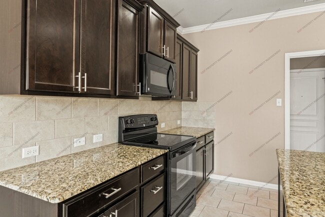 Building Photo - 513 Wedgwood Dr