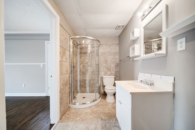 Building Photo - 312 W Schell St