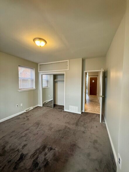 Building Photo - 1217 Snyder Ave