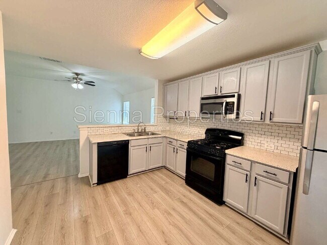 Building Photo - 1148 Shadow Creek Blvd