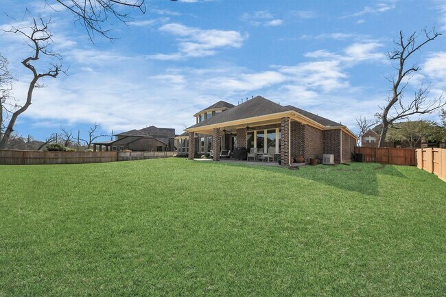 Building Photo - 55 Little Rise Dr