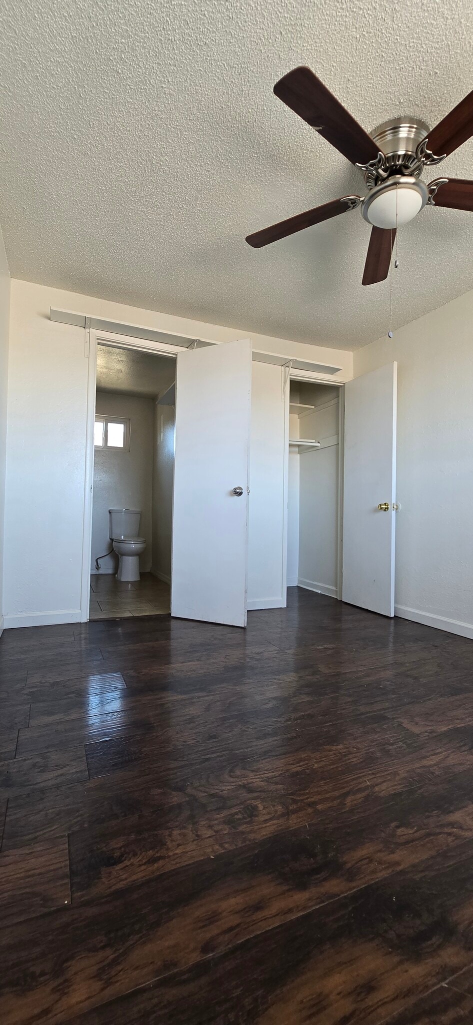 Building Photo - 212 S 93rd Ave