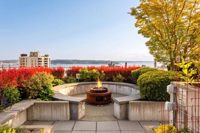 Building Photo - 1 bedroom in Seattle WA 98121