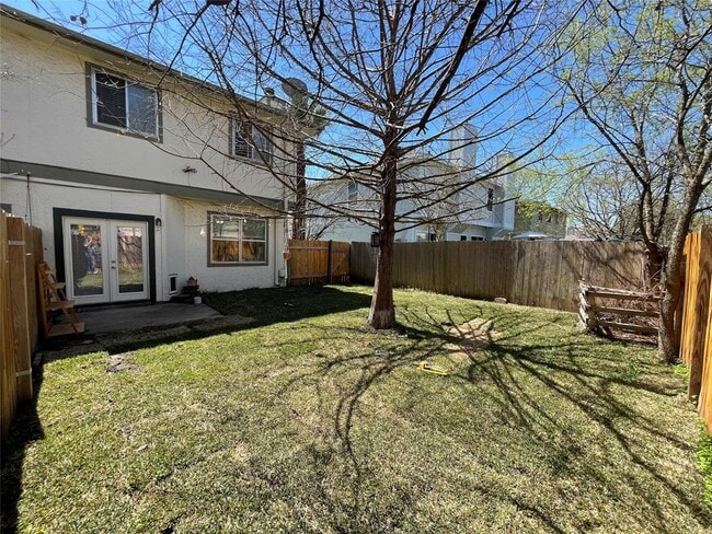 Building Photo - 8010 Willet Trail