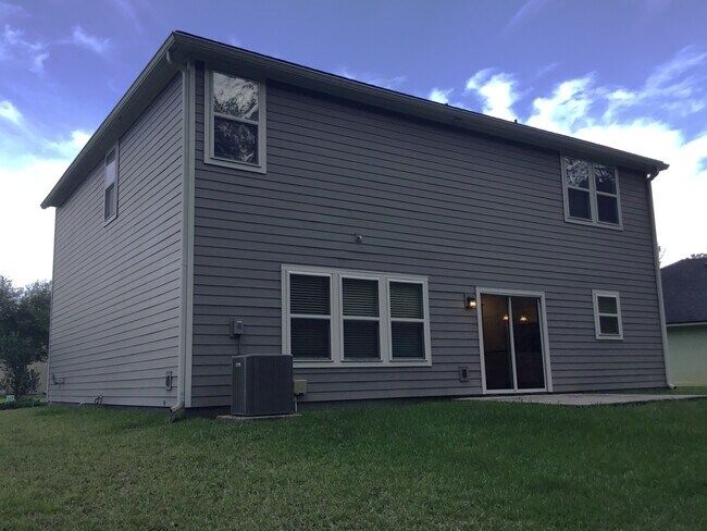 Building Photo - 5627 Long Marsh Dr
