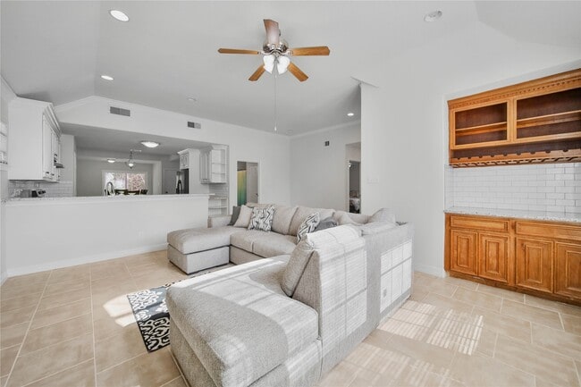 Building Photo - 4943 Gammage St