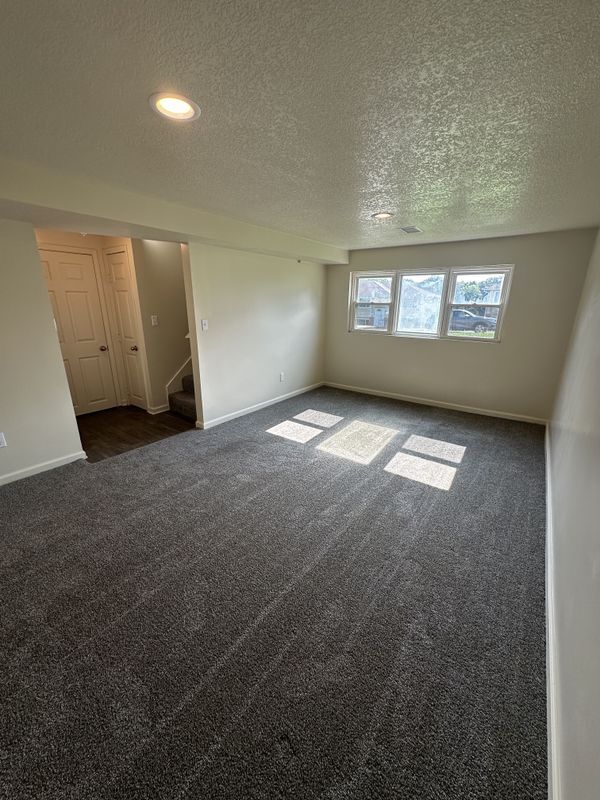 Building Photo - 3235 N 84th Terrace