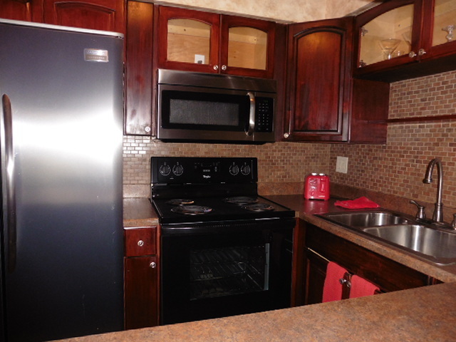 Building Photo - Amazing 1 Bed 1 Bath Furnished A1A Condo i...