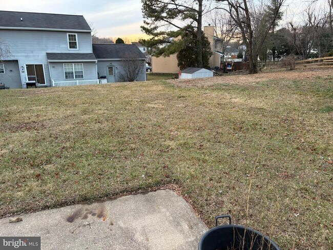 Building Photo - 424 Crisfield Dr