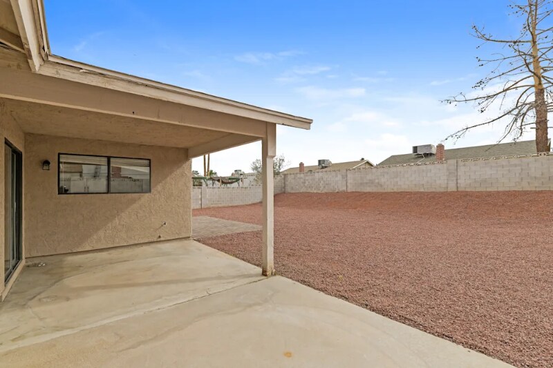 Building Photo - 7150 Powderhorn Cir