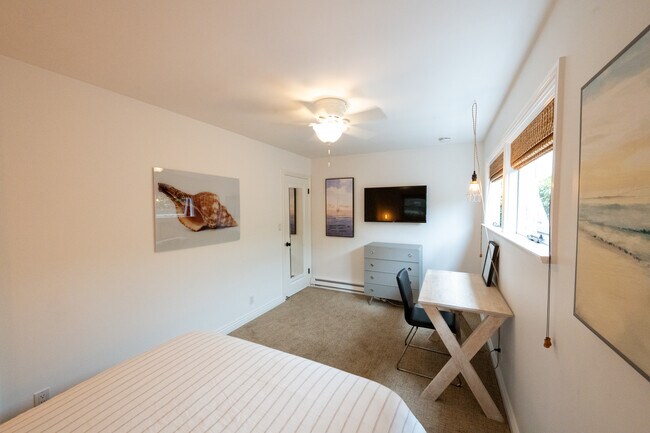 Building Photo - 129 Via Nice