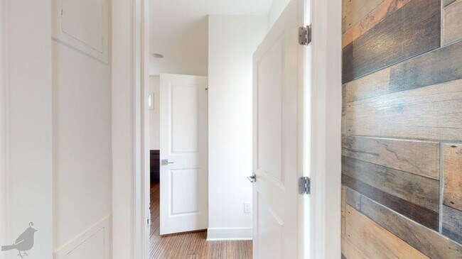 Building Photo - 1103 9th St NE