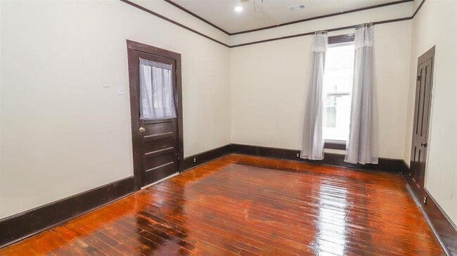 Building Photo - 435 Lexington Ave