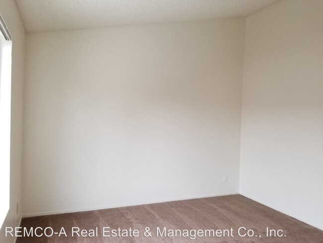 Building Photo - 845 Redondo Ave