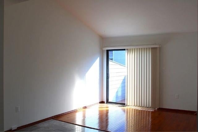 Building Photo - 806 Spinnaker Ct