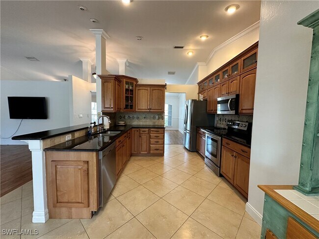 Building Photo - 145 Plantation Cir