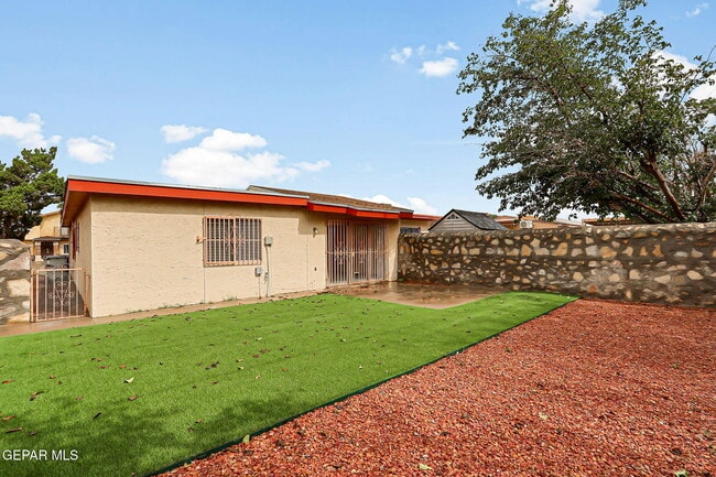 Building Photo - 10914 Pelhem Rd