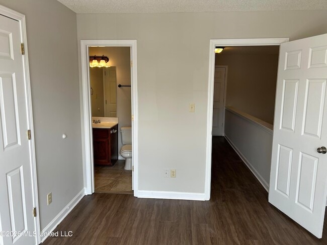 Building Photo - 7311 Madelyn Cove