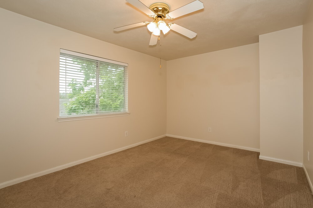 Building Photo - 1407 Hollow Branch Ln