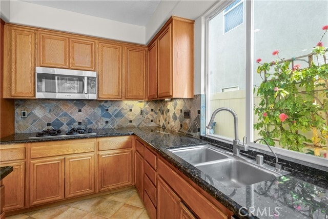 Building Photo - 5356 Charlotta Dr