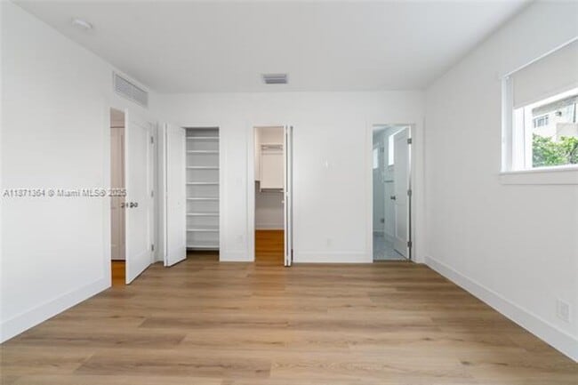 Building Photo - 3160 S Le Jeune Rd