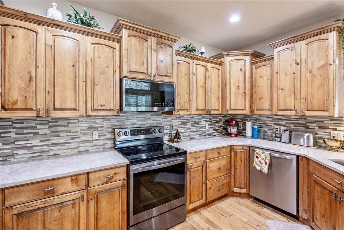 Building Photo - 1747 W Little Willow Cove