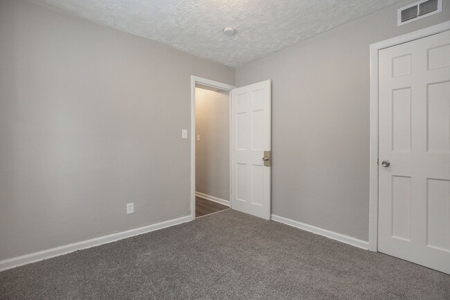 Building Photo - NEWLY RENOVATED! 3 BED, 1 BATH BEAUTIFUL SINGLE-FAMILY HOME IN CLEVELAND!