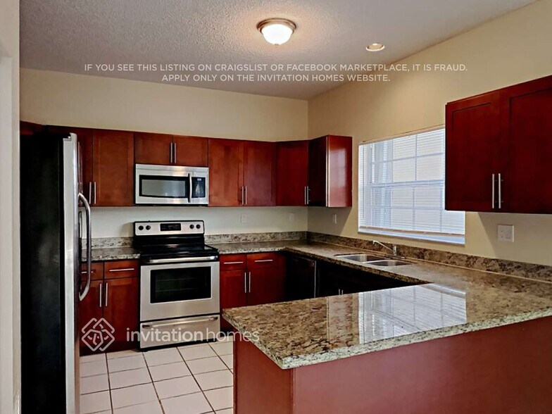 Building Photo - 12354 SW 143rd Ln