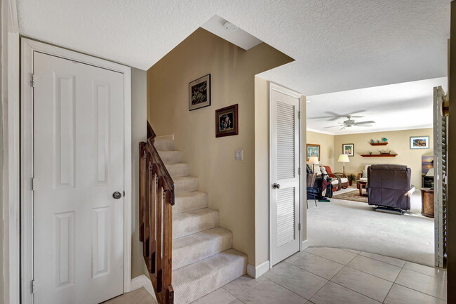 Building Photo - 1420 Ocean Way