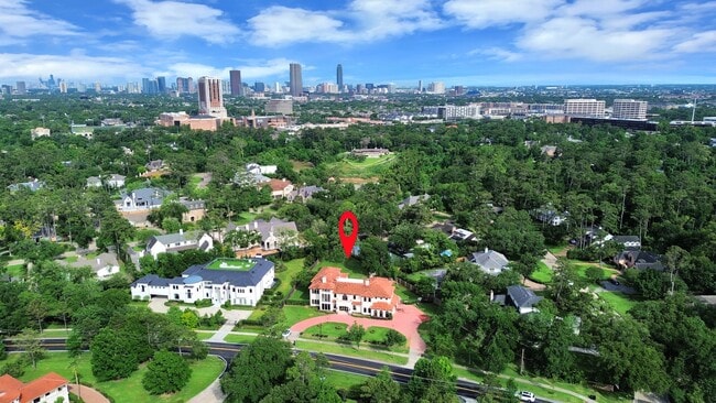 Building Photo - 11103 Memorial Dr