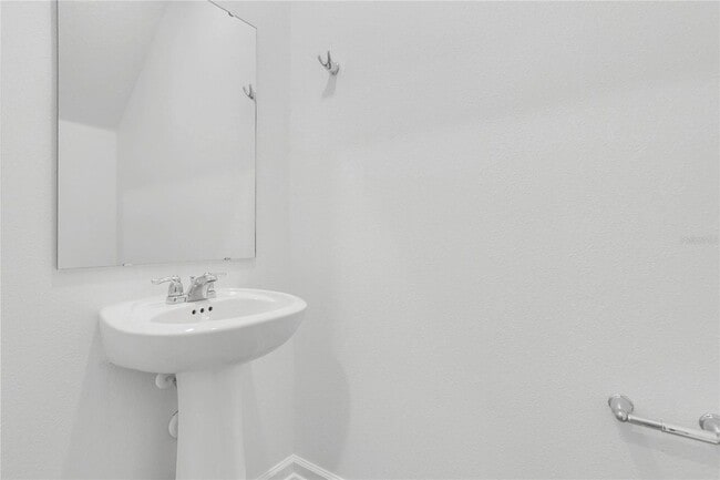 Building Photo - 26159 Feathergrass Cir