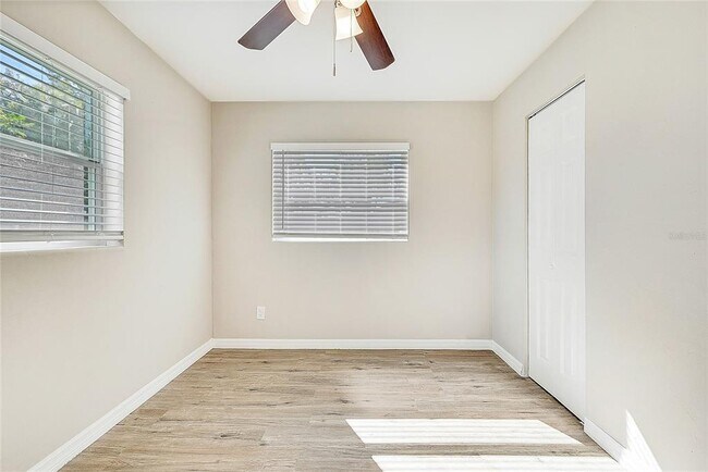 Building Photo - 5027 Kempston Dr
