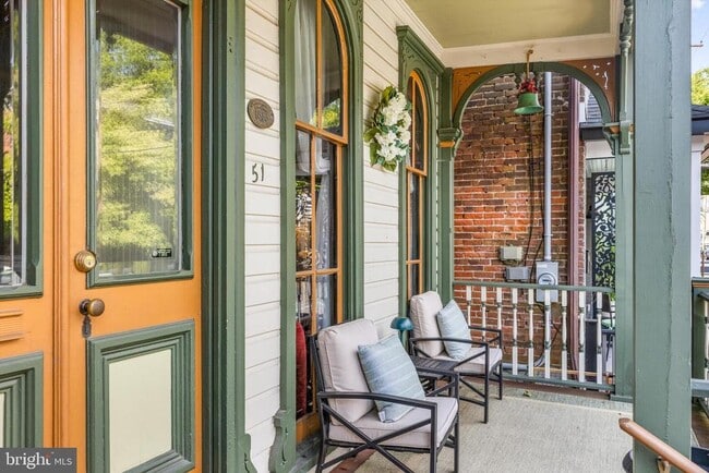 Building Photo - 51 Coryell St