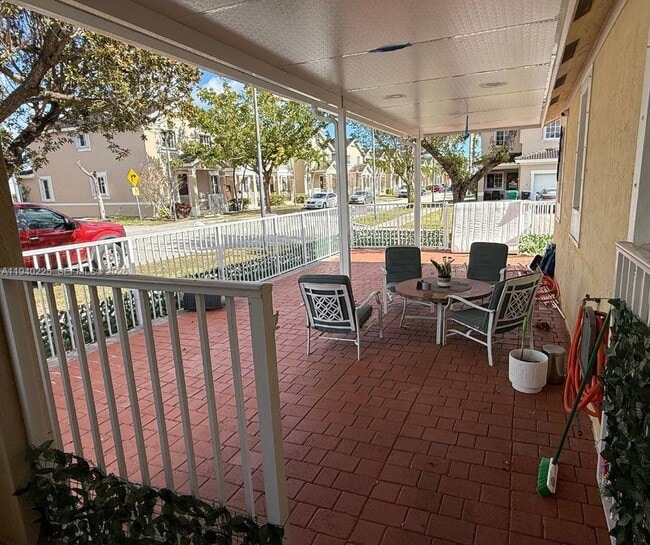 Building Photo - 27037 SW 142nd Ave