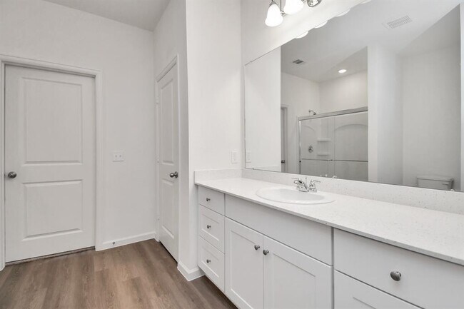 Building Photo - 5903 Grantgrala Dr