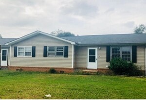 Building Photo - 110 Hunter Dr