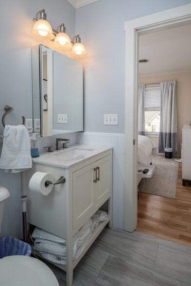 Master bath 2 - 337 Mount Support Rd