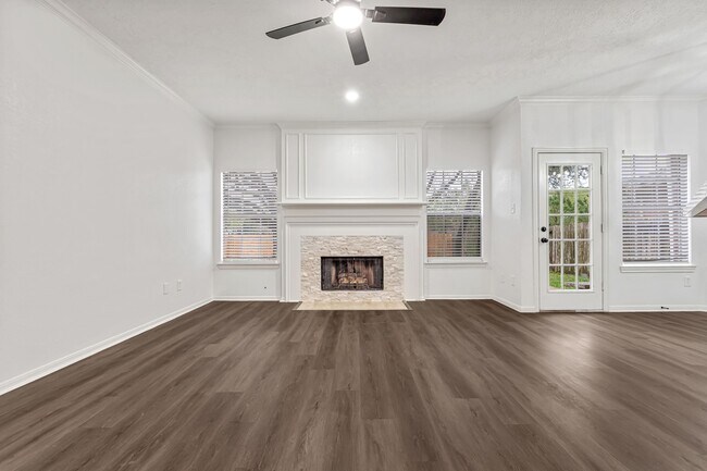 Building Photo - 1502 Mabry Mill Rd